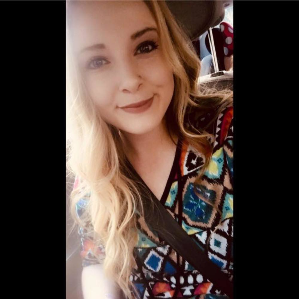 Meet your Posher, Cassie